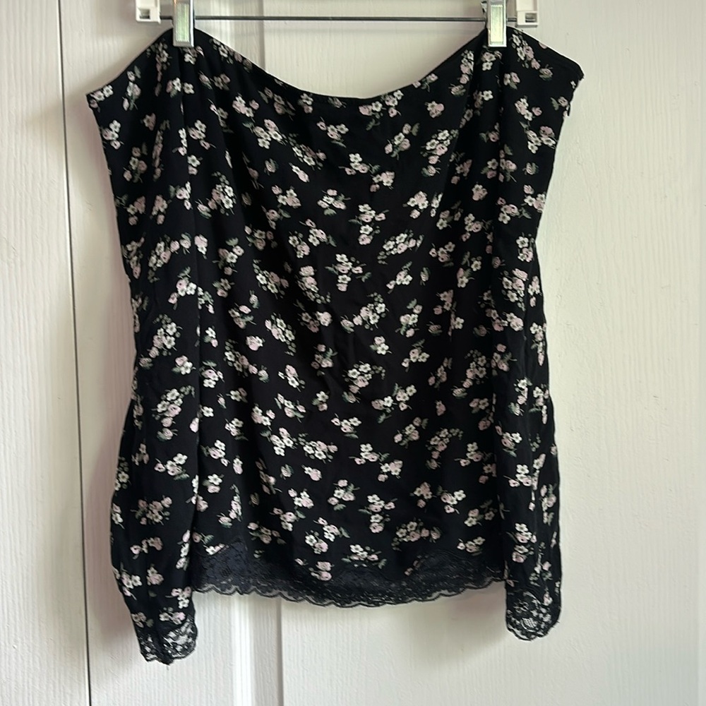 BP miniskirt